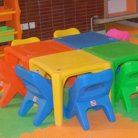 میز و صندلی پلاستیکی کودک 