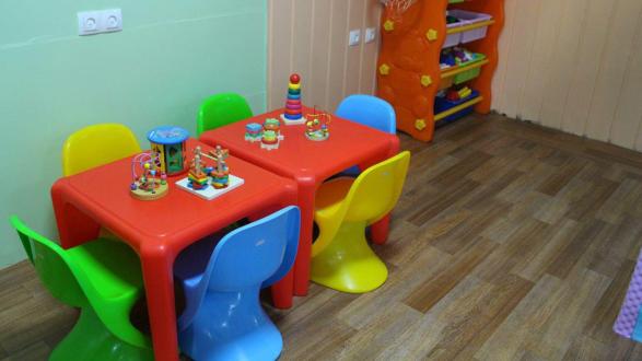 میز و صندلی پلاستیکی مهد کودک 